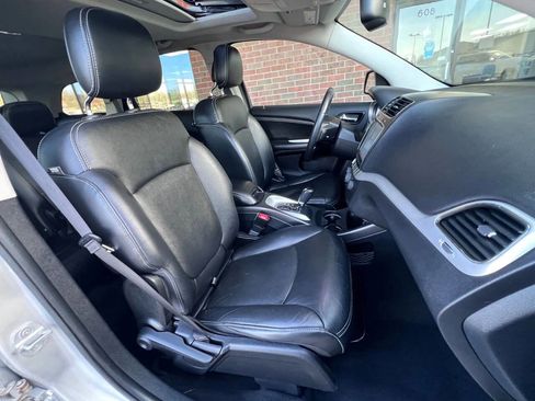 Used 2013 Dodge Journey R/T image 21