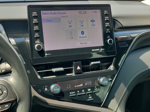 Used 2021 Toyota Camry XSE FWD image 29