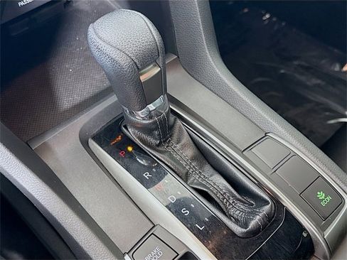 Used 2019 Honda Civic EX image 16
