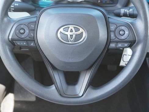Used 2022 Toyota Corolla LE FWD image 27