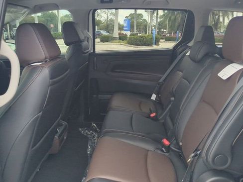 New 2026 Honda Odyssey Elite image 12