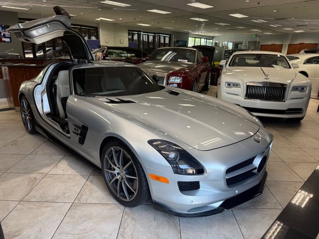 Used 2011 Mercedes-Benz SLS AMG Coupe image 13
