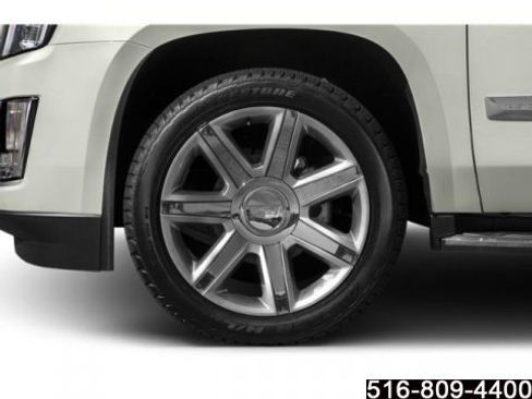 Used 2019 Cadillac Escalade ESV Luxury image 15