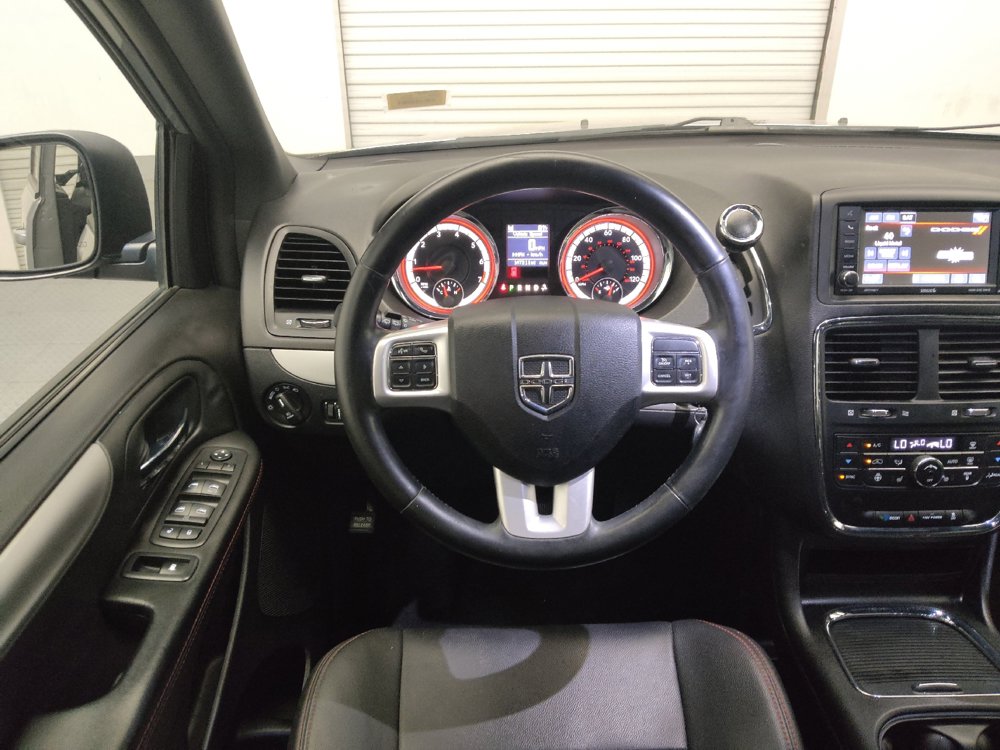 Used 2018 Dodge Grand Caravan GT FWD image 22