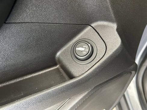 Used 2018 GMC Terrain Denali w/ Advanced Safety Package FWD image 40
