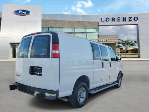 Used 2024 Chevrolet Express 2500 w/ Driver Convenience Package image 5