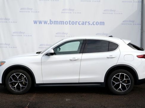 Used 2019 Alfa Romeo Stelvio Ti image 8