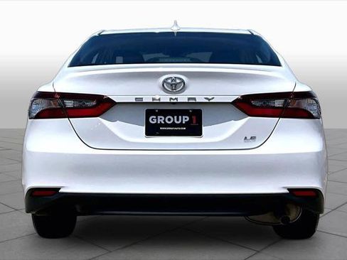 Certified 2022 Toyota Camry LE FWD image 5