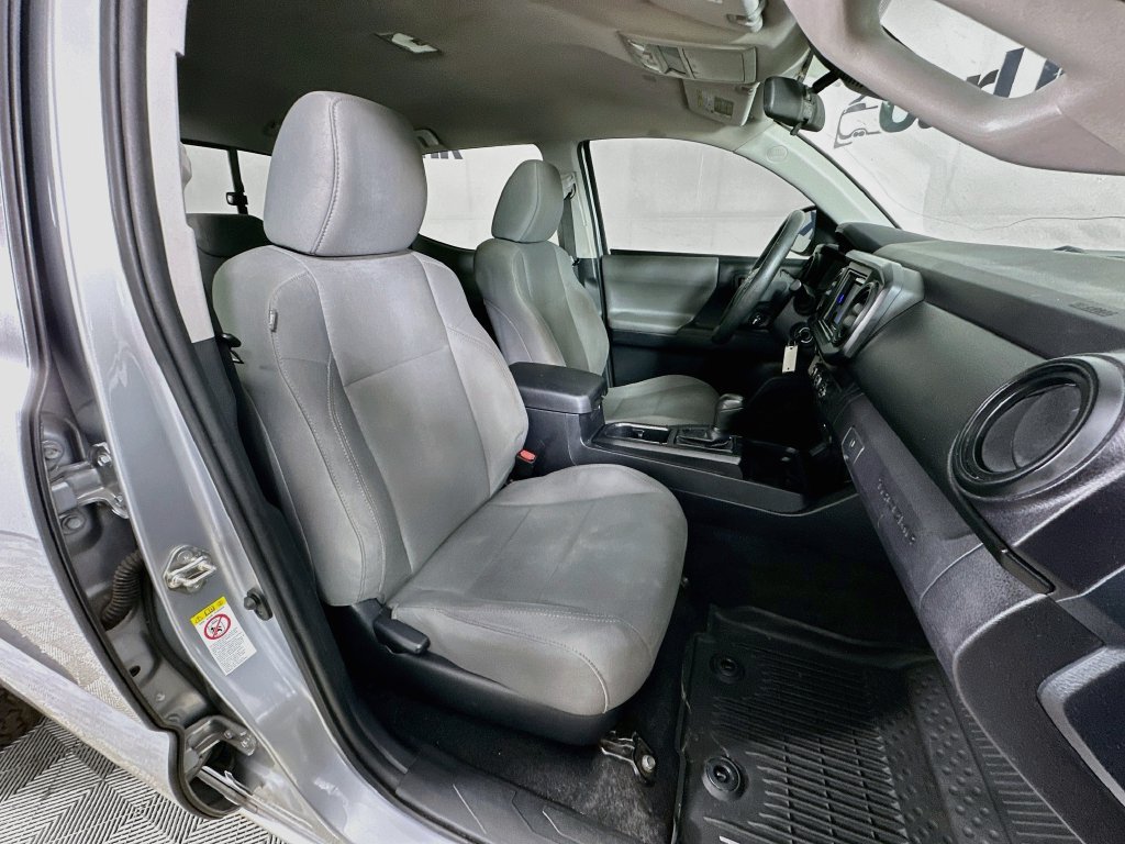 Used 2019 Toyota Tacoma SR w/ SR Convenience Package RWD image 28