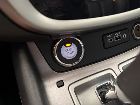 Certified 2024 Nissan Murano SV FWD image 35