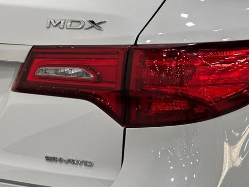 Used 2020 Acura MDX SH-AWD w/ Technology Package image 34