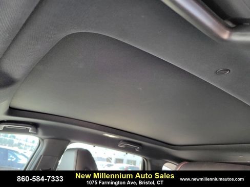 Used 2022 Acura MDX A-Spec image 21