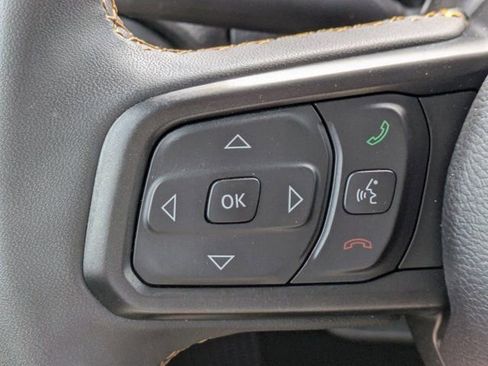 Used 2024 Jeep Gladiator Sport AWD/4WD image 26