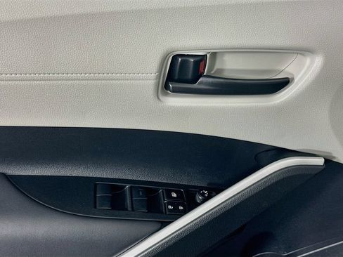 Certified 2026 Toyota Corolla Cross L FWD image 18