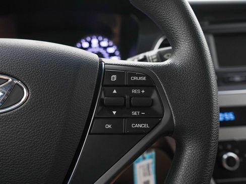 Used 2015 Hyundai Sonata SE w/ Option Group 09 FWD image 23