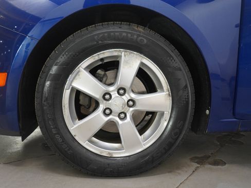Used 2012 Chevrolet Cruze LT FWD image 27