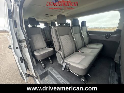 Used 2023 Ford Transit 350 XLT image 27