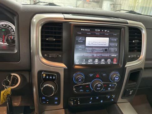 Used 2017 RAM 1500 Big Horn AWD/4WD image 9