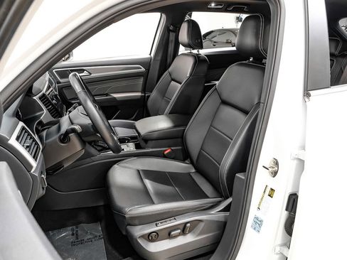 Used 2021 Volkswagen Atlas Cross Sport SEL R-Line w/ Cross Sport MDO Package image 31