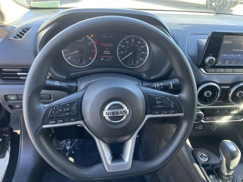 Used 2022 Nissan Sentra S image 16