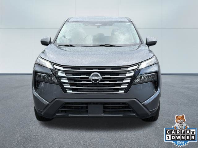 Used 2024 Nissan Rogue SV AWD/4WD image 3