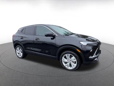 Used 2025 Buick Encore GX Preferred image 2