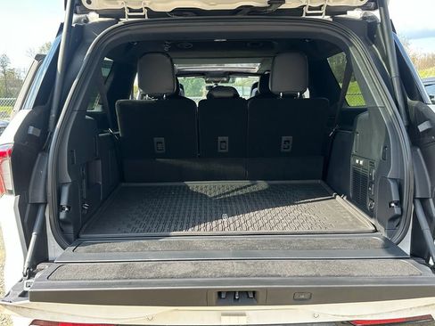 New 2025 Lincoln Navigator L Black Label AWD/4WD image 25