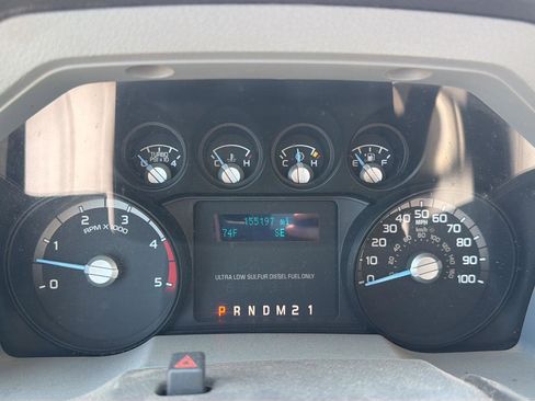 Used 2013 Ford F250 XLT w/ XLT Interior Pkg AWD/4WD image 11