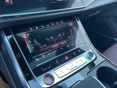 New 2026 Audi RS Q8 performance image 18