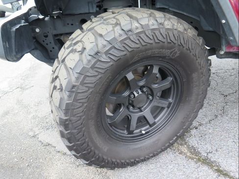 Used 2021 Jeep Gladiator Sport image 18