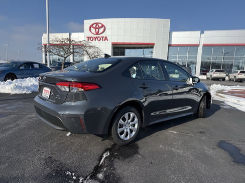 Used 2026 Toyota Corolla LE image 9