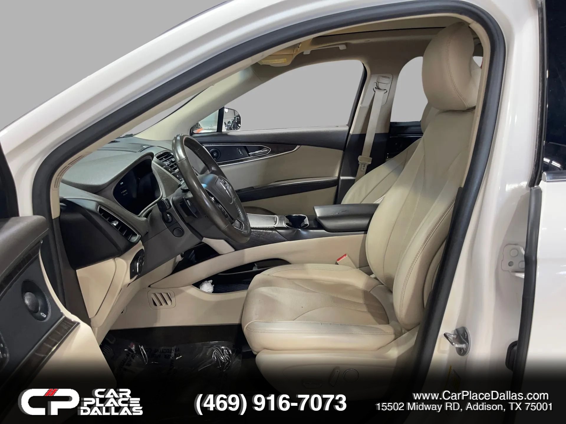 Used 2019 Lincoln Nautilus Reserve FWD image 17