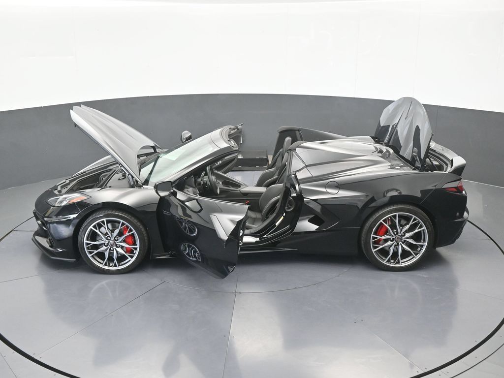 Used 2024 Chevrolet Corvette Stingray Preferred Conv w/ Z51 Performance Package RWD image 63