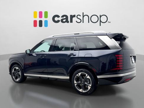 Used 2026 Hyundai Palisade Limited AWD/4WD image 3