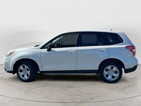 Used 2015 Subaru Forester 2.5i AWD/4WD image 8