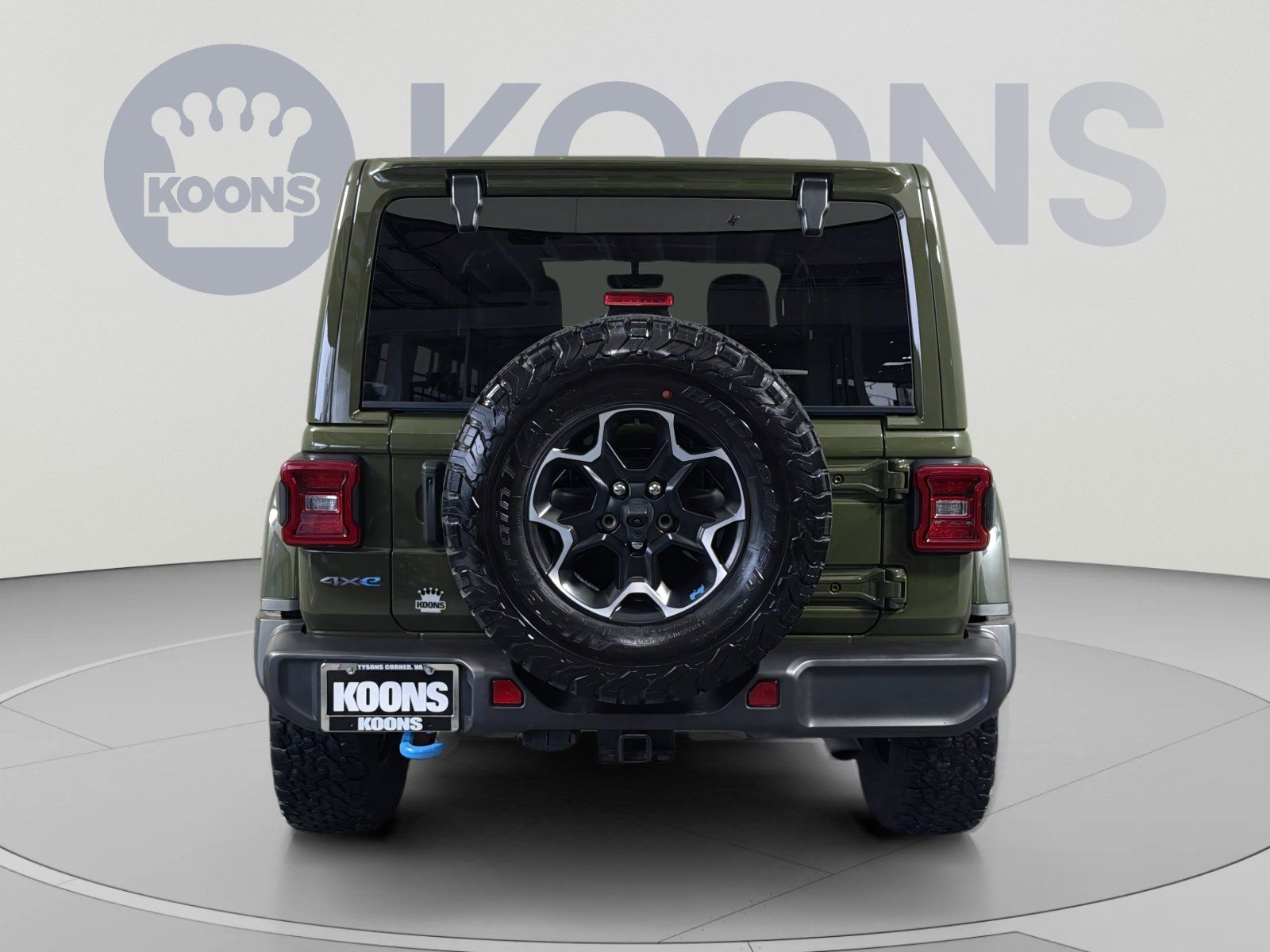 Used 2023 Jeep Wrangler Unlimited Rubicon 4xe w/ Cold Weather Group AWD/4WD image 5