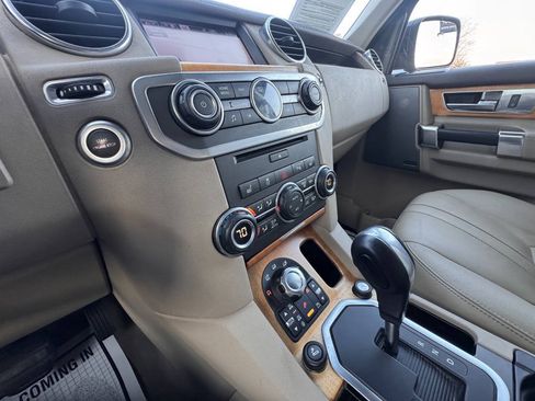 Used 2013 Land Rover LR4 HSE AWD/4WD image 24