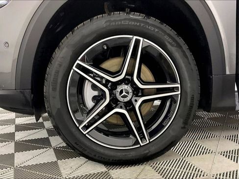 New 2026 Mercedes-Benz GLB 250 4MATIC image 11