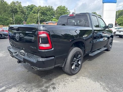 Used 2024 RAM 1500 Big Horn AWD/4WD image 3