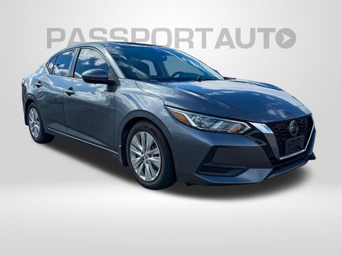 Used 2020 Nissan Sentra S image 2
