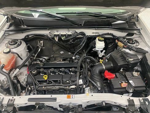 Used 2012 Ford Escape XLS image 15