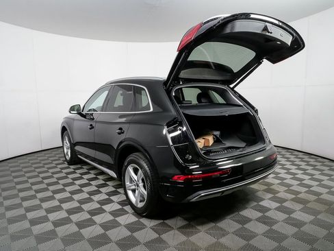 Used 2023 Audi Q5 2.0T Premium w/ Convenience Package image 31