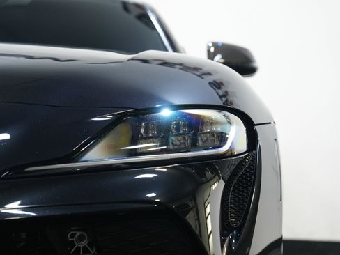 Used 2022 Toyota Supra 3.0 COUPE 2D image 10