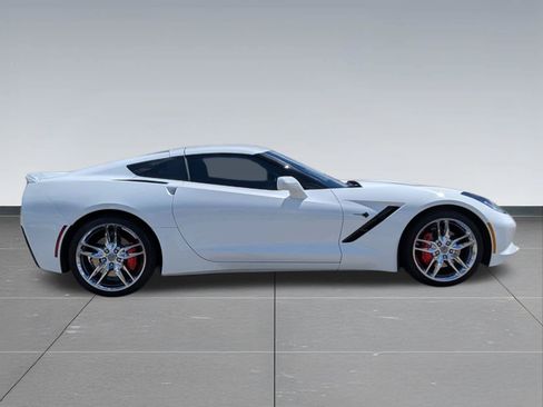 Used 2017 Chevrolet Corvette Stingray Coupe w/ Carbon Flash Badge Package RWD image 6