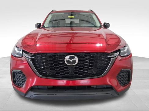 Certified 2025 MAZDA CX-70 3.3 Turbo w/ Preferred Package AWD/4WD image 2