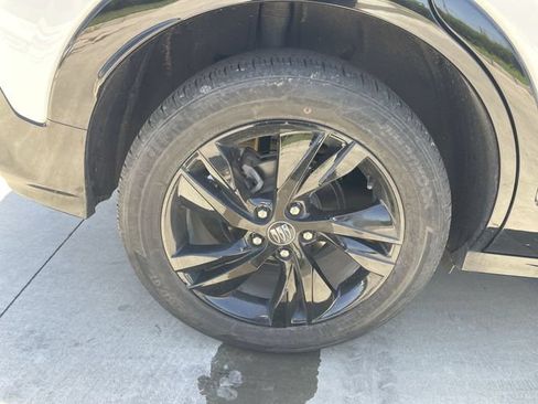 Certified 2024 Buick Encore GX Sport Touring FWD image 31