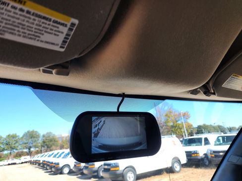 New 2025 Chevrolet Express 3500 w/ Power Convenience Package image 32