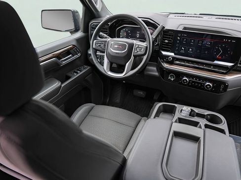 Used 2024 GMC Sierra 1500 Elevation AWD/4WD image 29