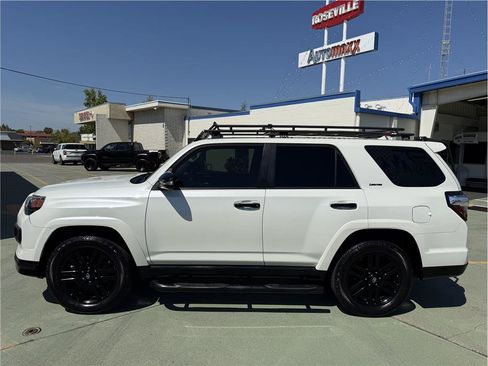 Used 2020 Toyota 4Runner Nightshade AWD/4WD image 9
