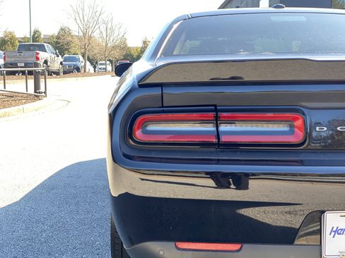 Used 2019 Dodge Challenger R/T image 44